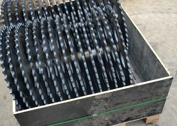 150件1.5寸48齒鏈輪打包發(fā)貨